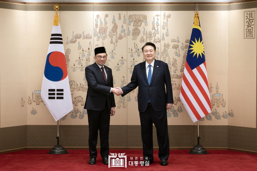 JOINT STATEMENT ON THE ESTABLISHMENT OF A STRATEGIC PARTNERSHIP BETWEEN THE REPUBLIC OF KOREA AND MALAYSIA